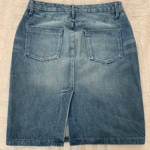 GAP knee-length Jean skirt